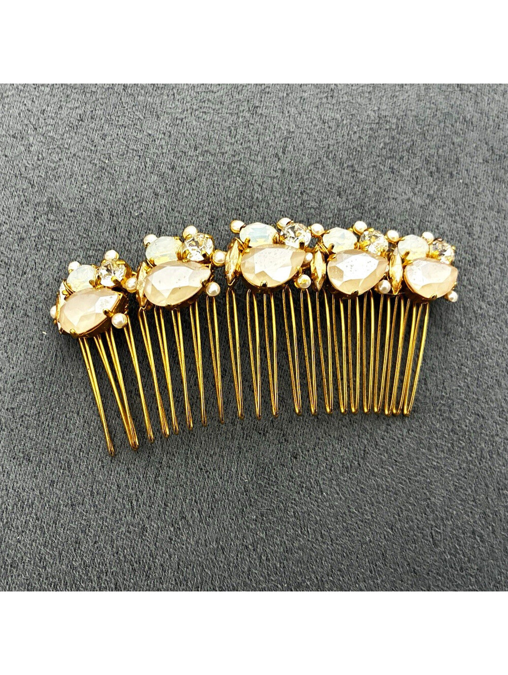 Gold Tone Rhinestone & Faux Pearl Hair Comb Wedding Bridal or Prom Accessory